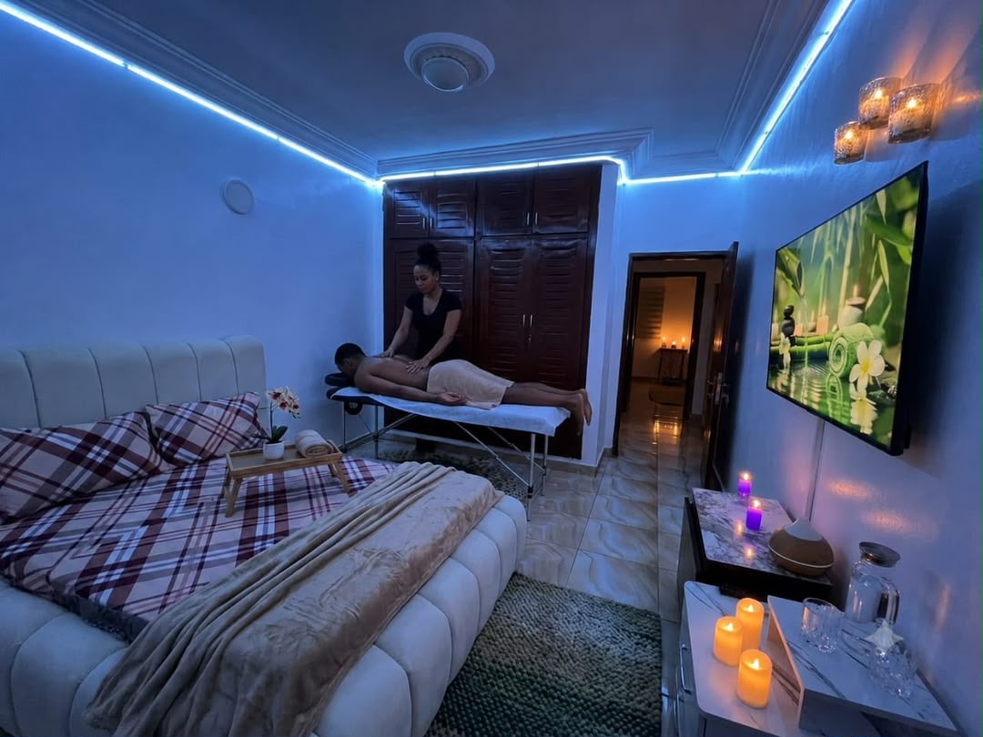 Massage professionnel dans notre cabine à Angré